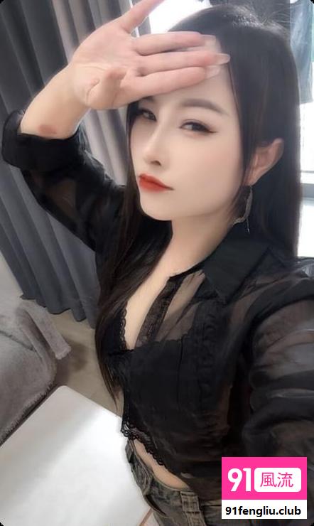 翘臀大奶琦琦